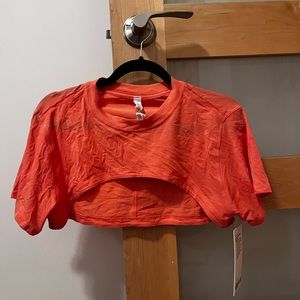 Lululemon activewear coral size 4